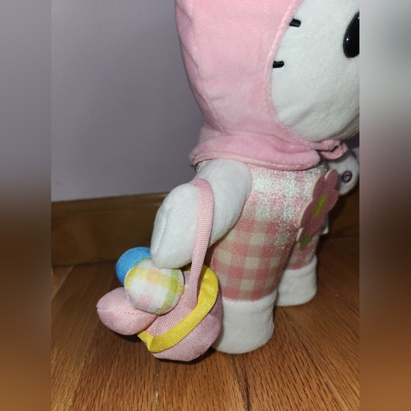 HELLO KITTY 2022 EASTER BUNNY SIDE STEPPER - Picture 4 of 5